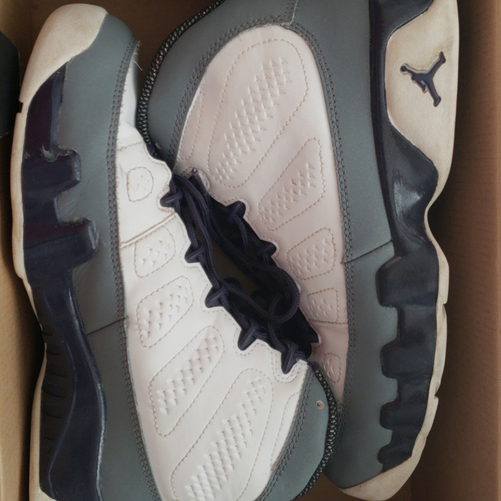 Jordan retro 9